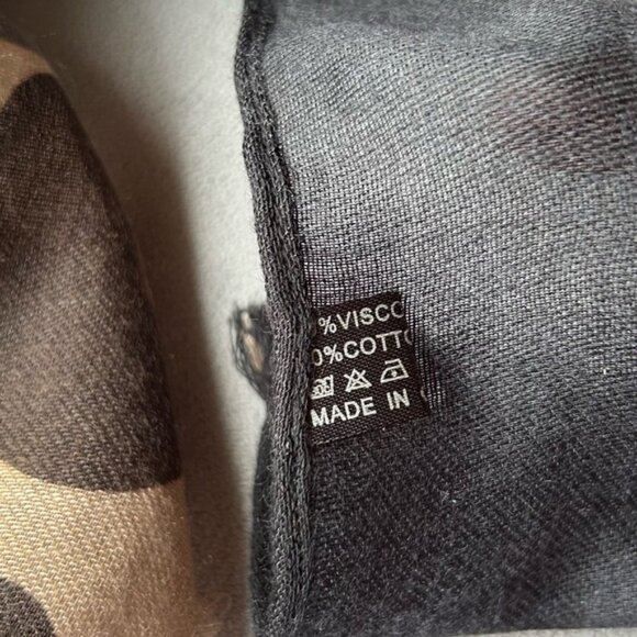 Animal Print Scarf ~ Brown Black Gray ~ Soft Fringe ~ Brand New - Picture 8 of 10